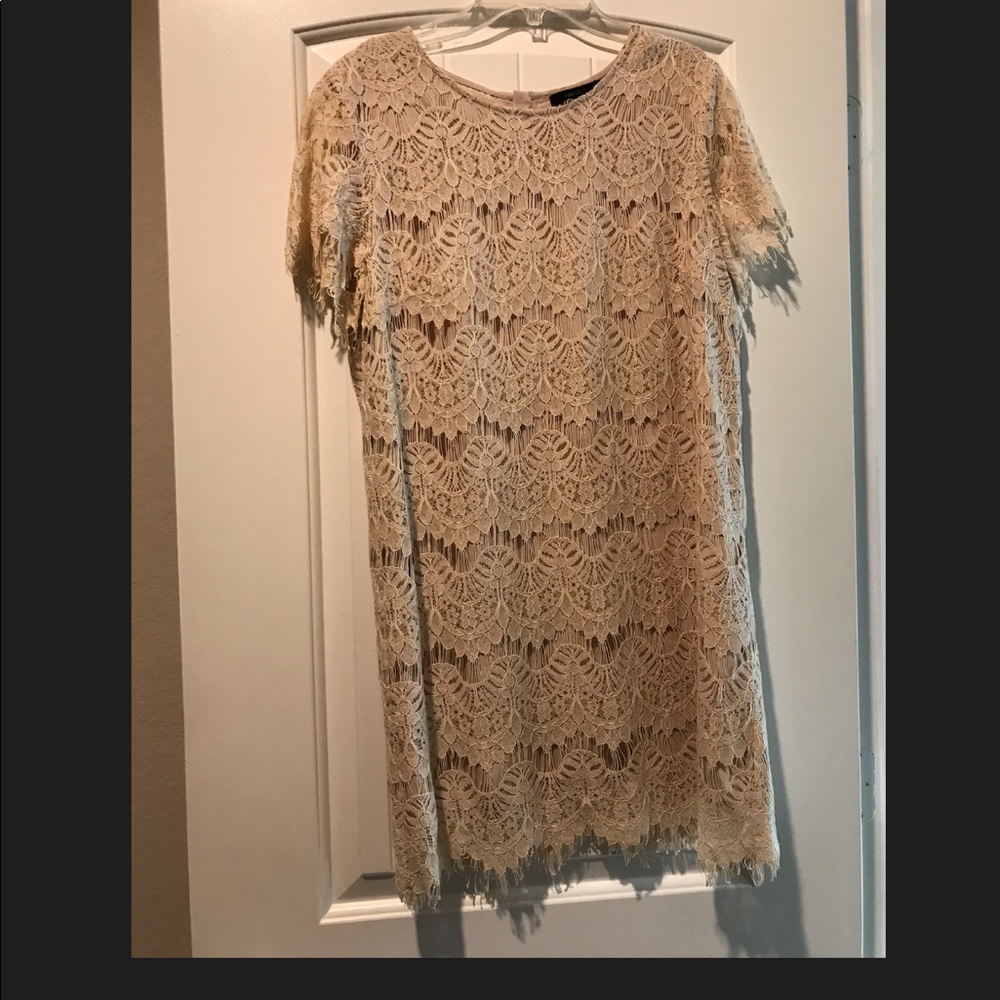 Forever 21 lace shift dress